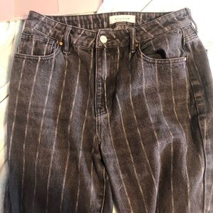 Pacsun black mom/boyfriend jeans